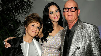 Katy Perry (center) and her parents. Katy Perry (center) and her parents.