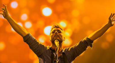 Worship leader Worship leader