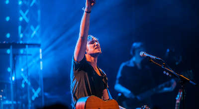 Worship leader Worship leader