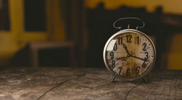 Don't waste precious time. Don't waste precious time.